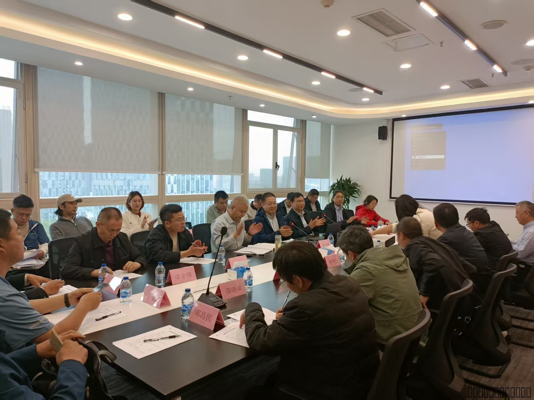 中國科學院“油菜理想株型”現場觀摩會在成都市召開